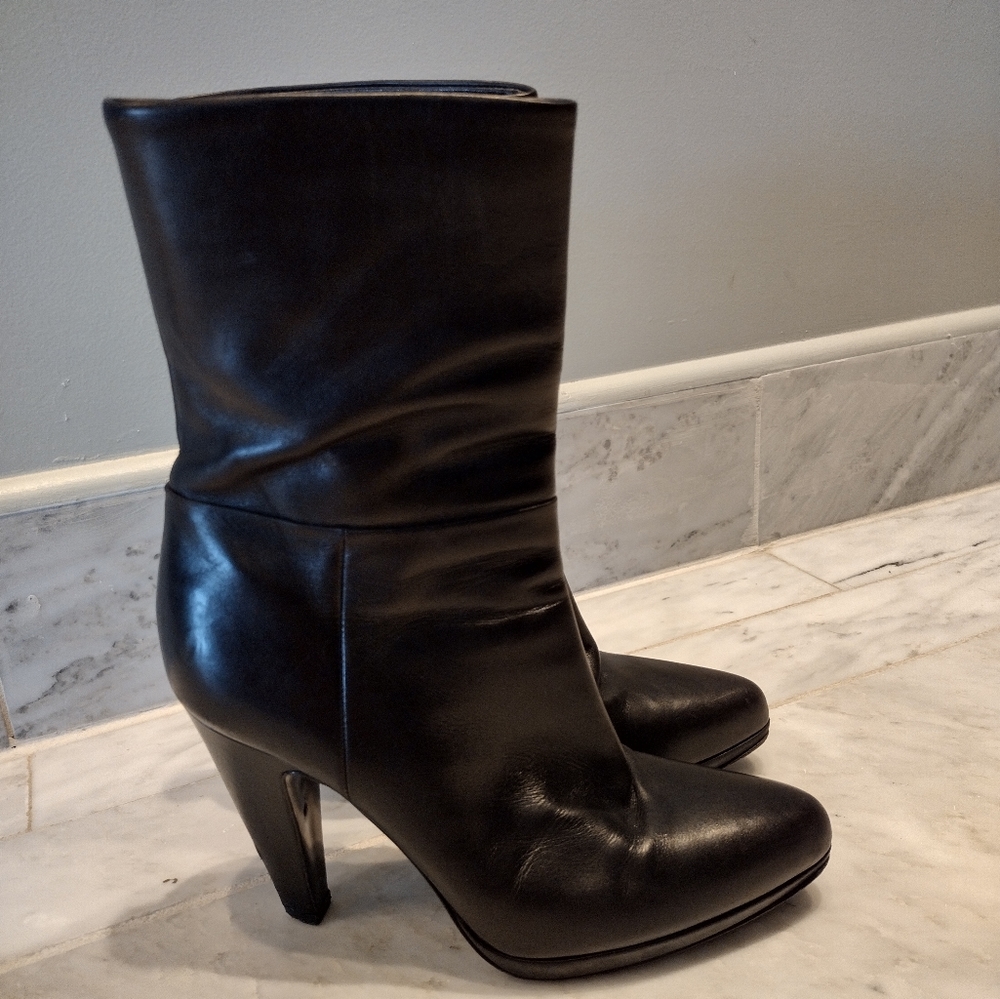 Black Prada boots - Picture 2 of 9